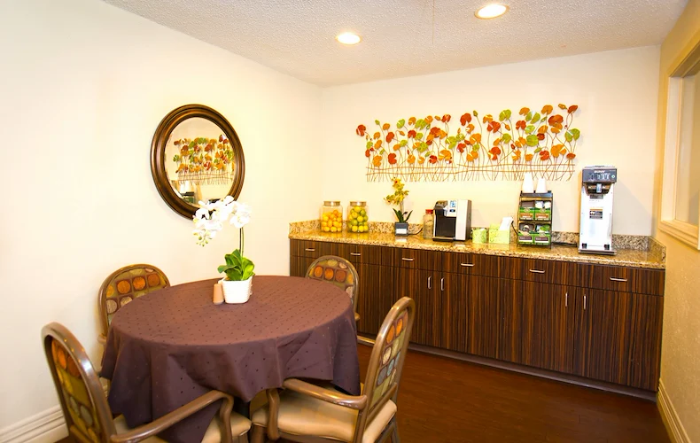 Image of Lakeside Rehabilitation And Care Center (4)