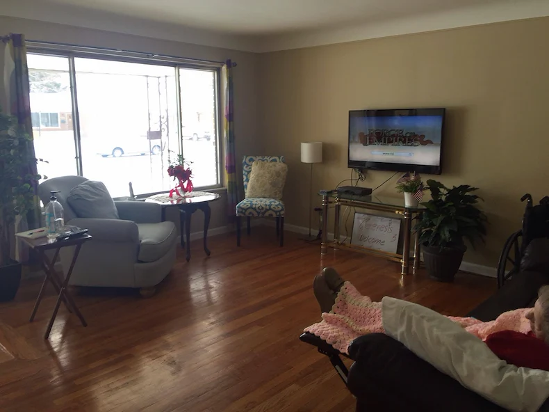 Image of Genesis Senior Living - Canterbury (2)