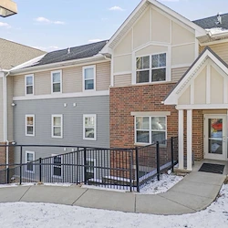 Image of Gateway Senior (4)