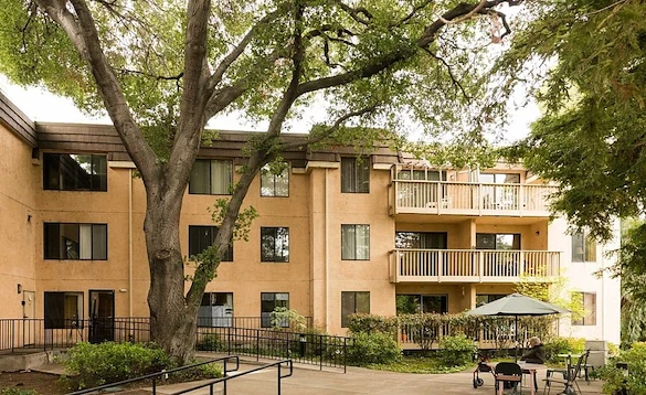 Image of Landmark Villa (2)