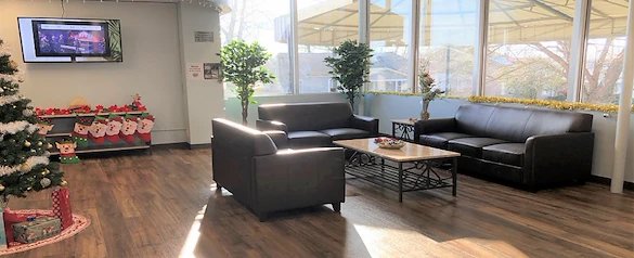 Image of Alpine House of West Union (4)