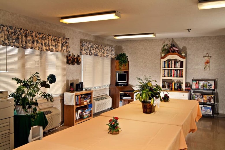 Image of Kokomo Healthcare Center (2)