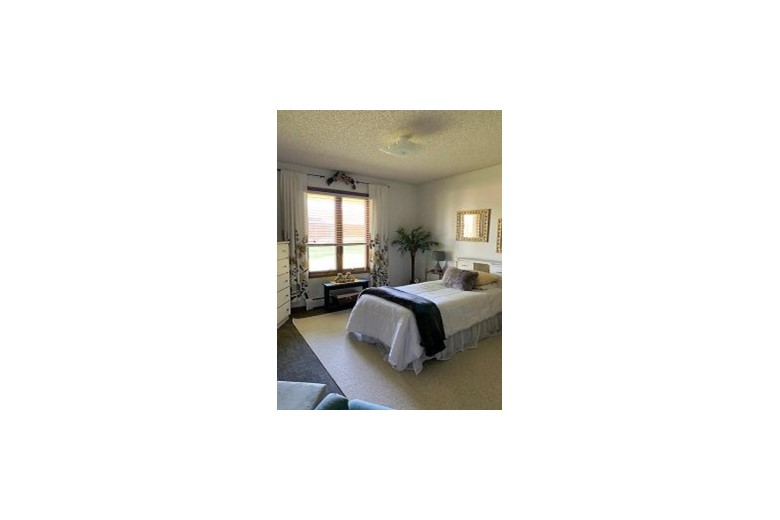 Image of Crestview Independent Apartments (7)