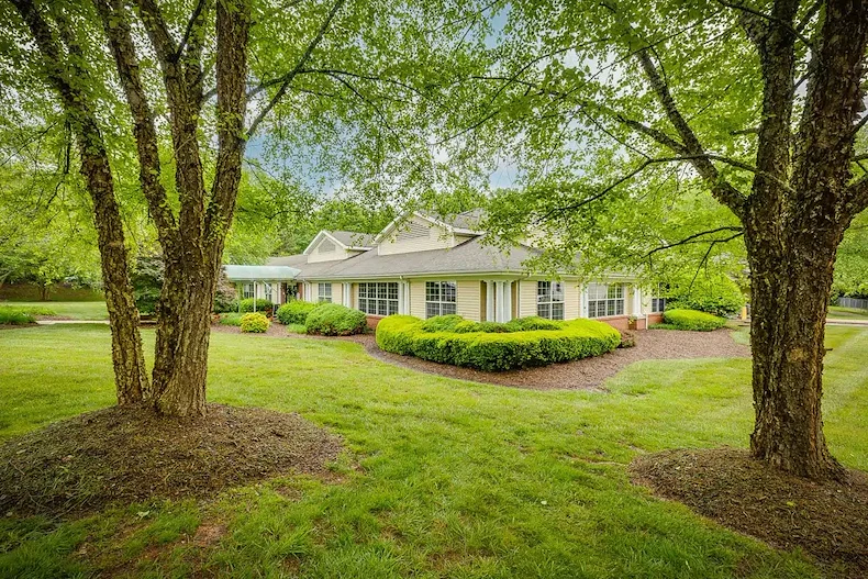 Image of Richland Square Memory Care (9)