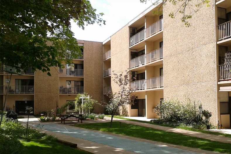 Image of Country Club Assisted Living of Ashland (1)