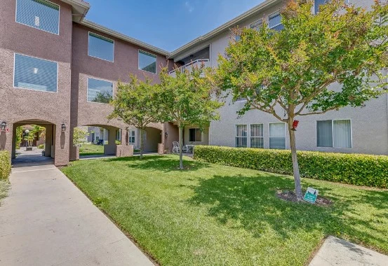 Image of La Mirada Heights (2)