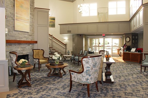Image of Evergreen Senior Living Normal off Raab (3)