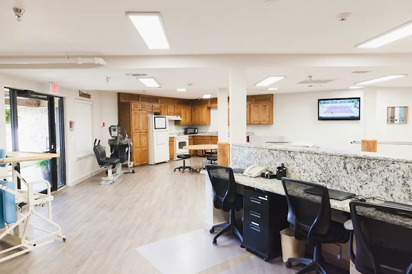 Image of Granbury Care Center (2)