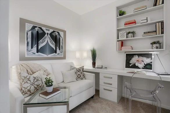 All Seasons West Bloomfield independent living in West Bloomfield, MI, personal apartment office area with couch and workspace