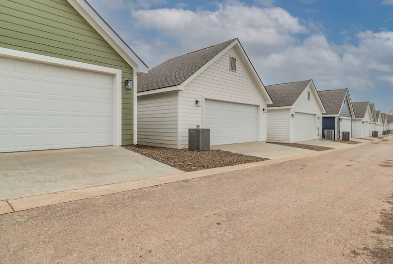 Image of Hawthorne Heights (10)