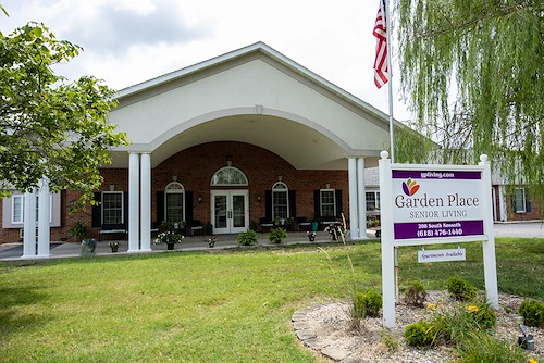 Image of Garden Place at Millstadt (1)