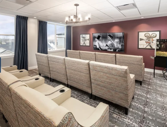 Image of Charter Senior Living of Gateway Park (8)