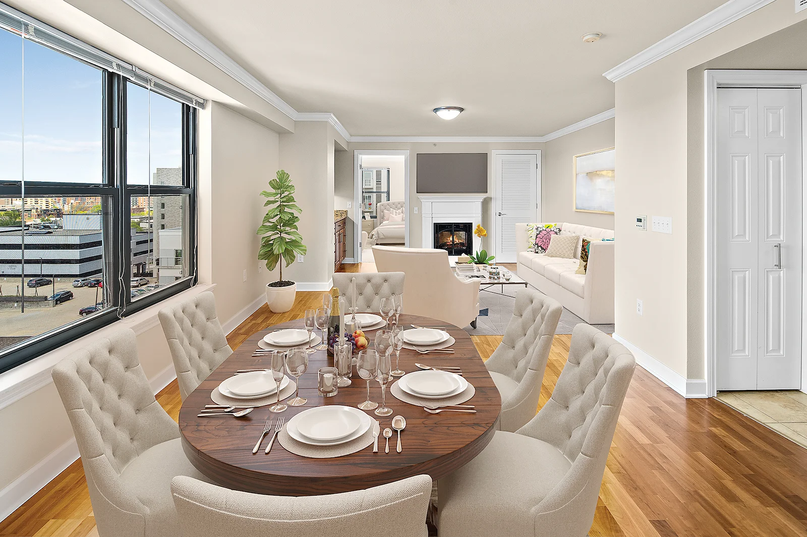 Image of Capitol Lakes (2)