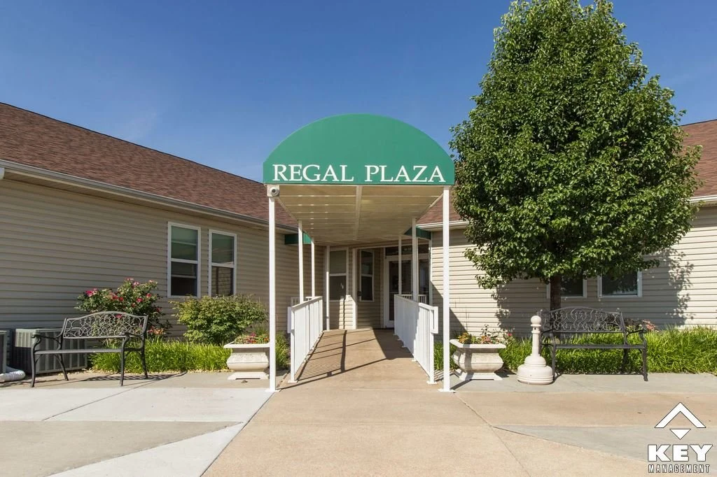 Image of Regal Plaza (1)