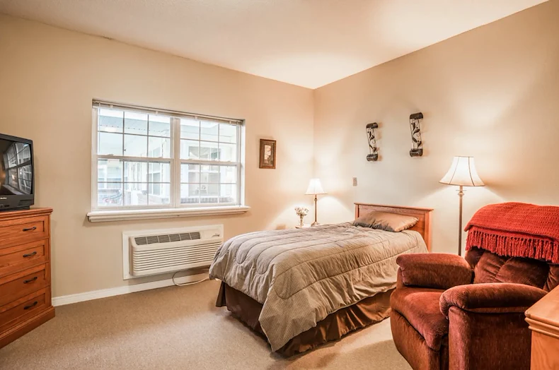 Image of Saunders House (6)