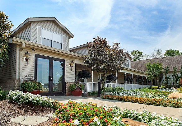 Image of Morristown Manor (2)