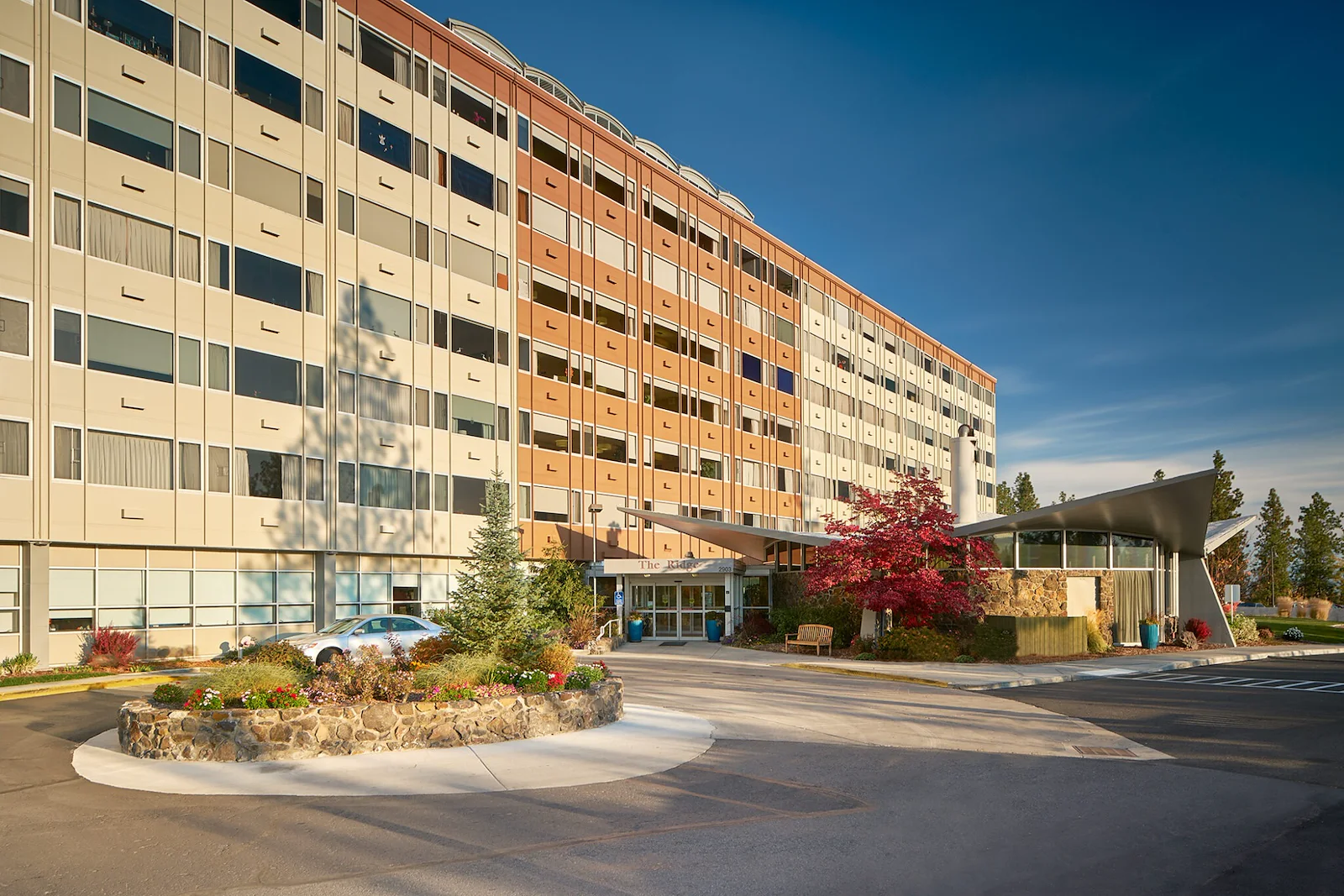 Image of The Summit Apartments South Hill (2)