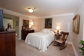 Image of Crowne Health Care Of Springhill (3)