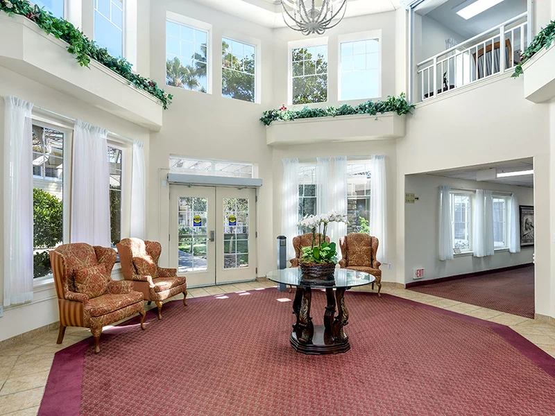 Image of Holiday Simi Hills (6)