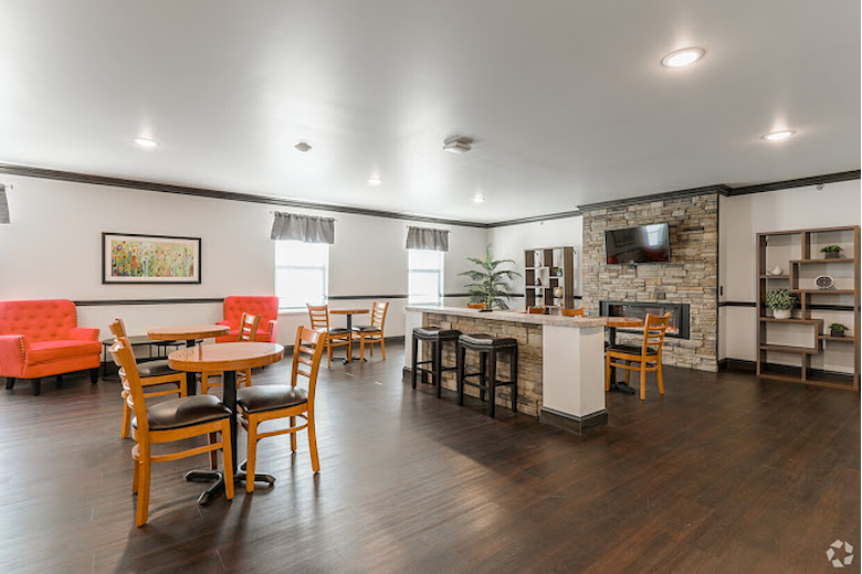 Image of Lyndon Square Senior Living (3)