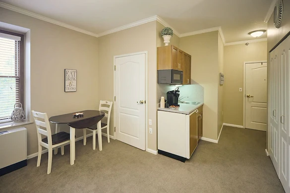 Image of Heritage Pointe Of Huntington Senior Living (5)