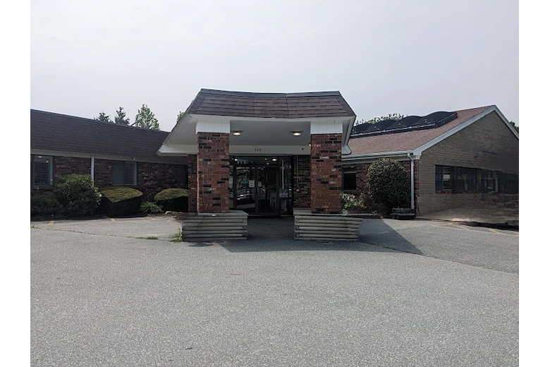Image of Royal Middletown Nursing Center (1)