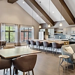 The Barclay at Midlothian dining and bar area