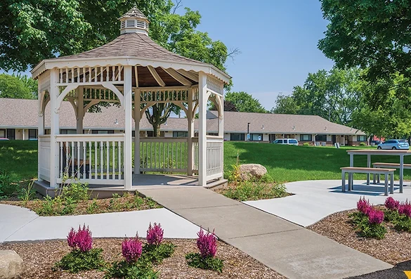 Image of Luther Crest (2)