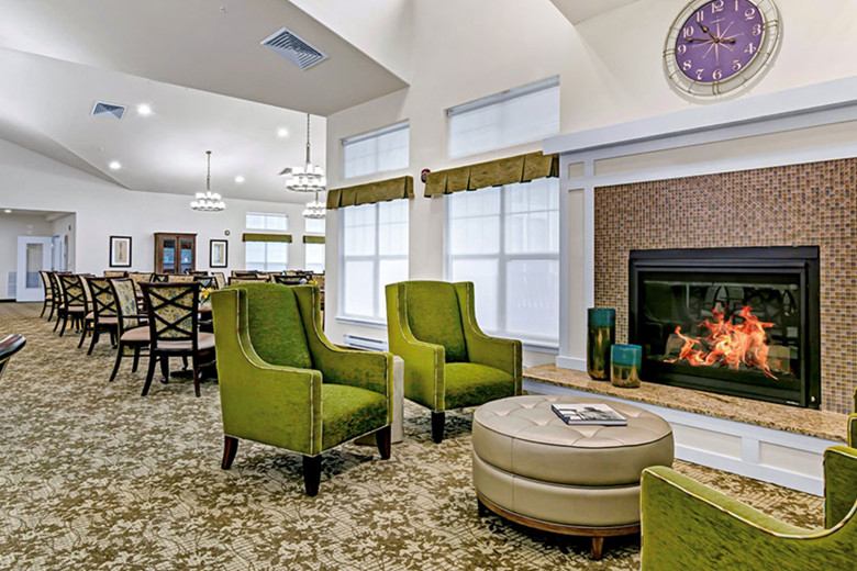 Marlton Gardens Gracious Retirement Living Hawthorn Senior Independent Living in Marlton, New Jersey living room
