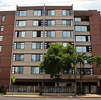 Image of Harry & Jeanette Weinberg Apt (3)