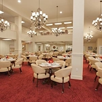Julian Estates Gracious Retirement Living Hawthorn Senior Independent Living in Puyallup, Washington dining room