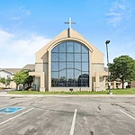 Image of Immanuel Courtyard (2)