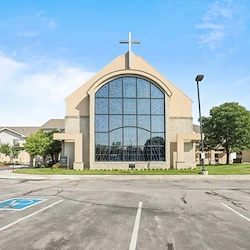 Image of Immanuel Courtyard (2)