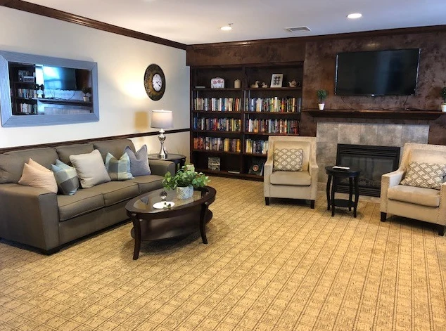 Image of Crestmount Square Senior Apartments (2)