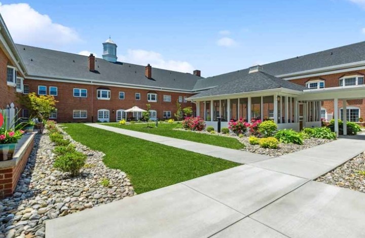 Image of Forwood Manor Senior Living (2)