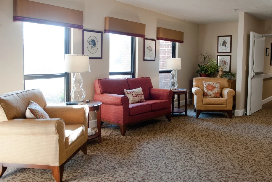 Image of Commonwealth Senior Living at Hillsville (5)