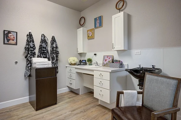 Image of The Courtyards at Mountain View (10)