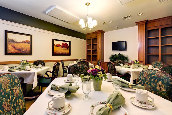 Image of Hempfield Manor (3)