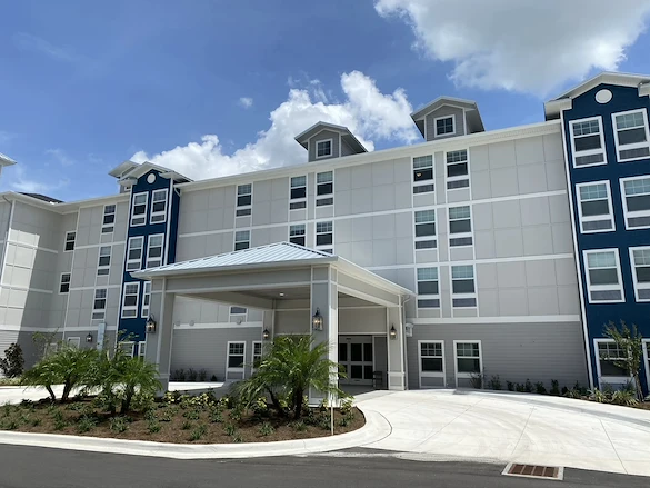 Image of Lakeshore Manor at Lake Jackson (1)