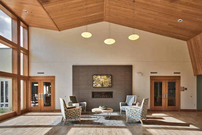 Image of Woodland Hill (4)