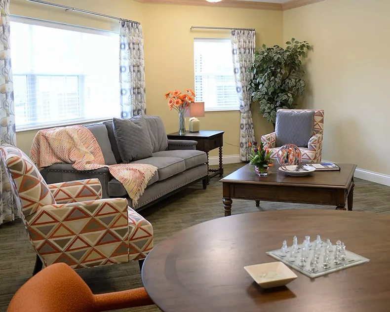 Image of Tallmadge Danbury (8)