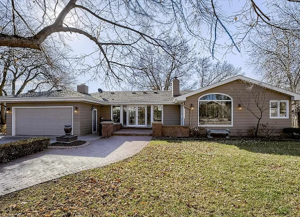 Legato Living Residential Memory Care at Rockbrook senior living community offering assisted living and memory care in Omaha, NE, front exterior