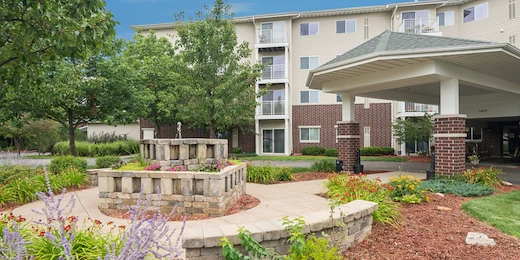 Park Vista Retirement Living North Hill East Moline, IL, exterior