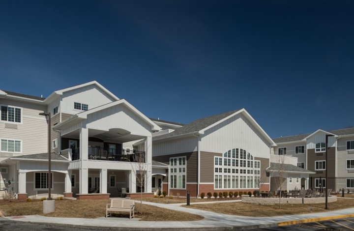 Image of Charter Senior Living of Brookfield (1)