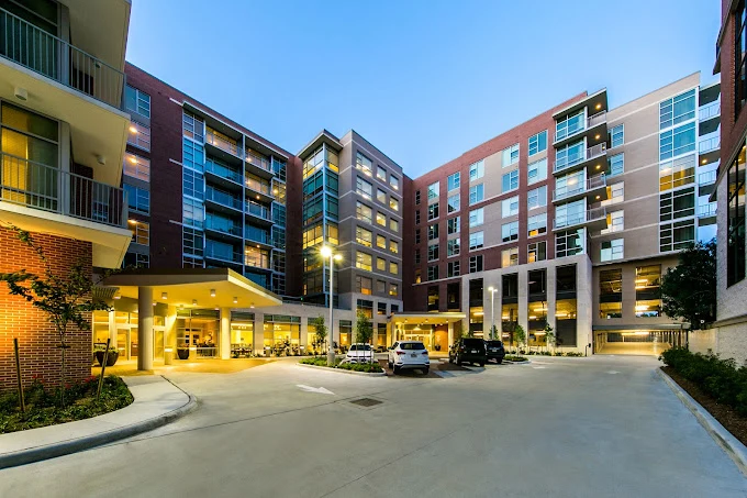 Image of The Village of River Oaks (1)