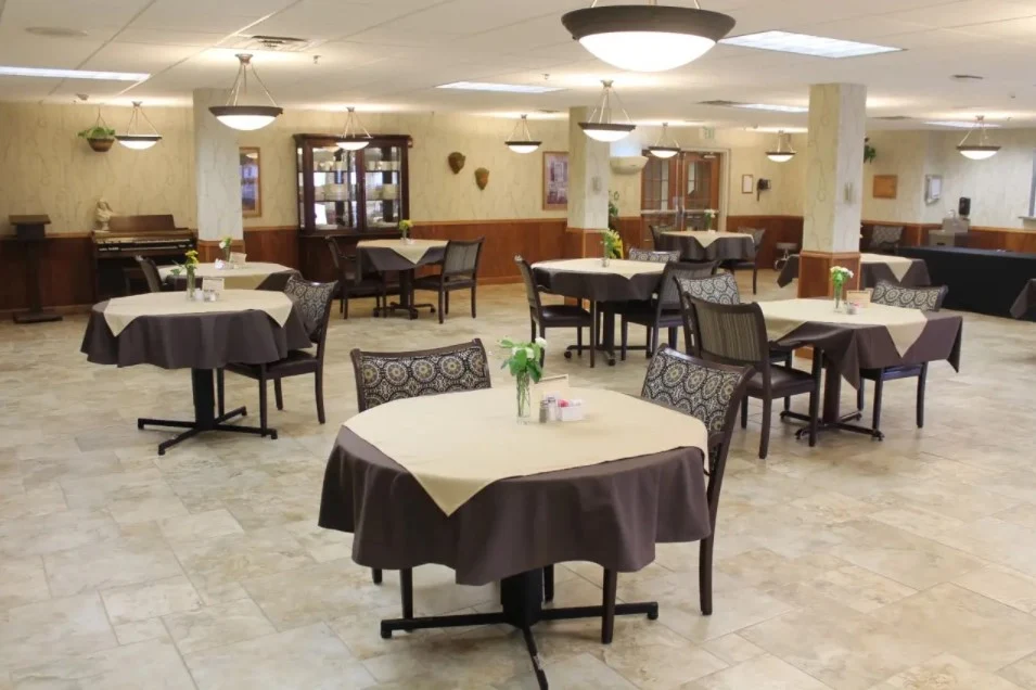 Image of Miller's Merry Manor Garrett (6)