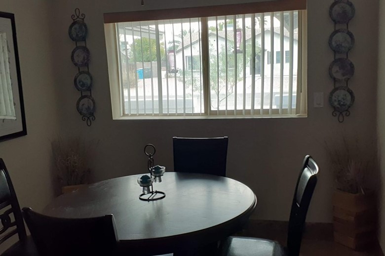 Image of Hummingbird Haven (8)