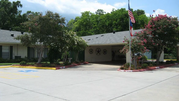 Image of College Street Health Care Center (1)