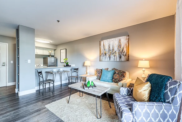 Image of Meridian at Lantana (5)