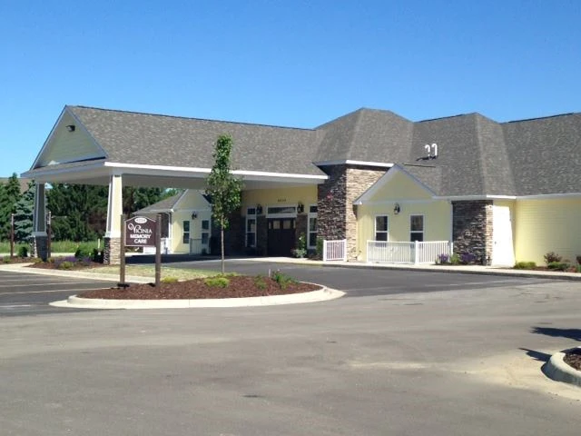 Image of Vicinia Gardens Senior Living (1)